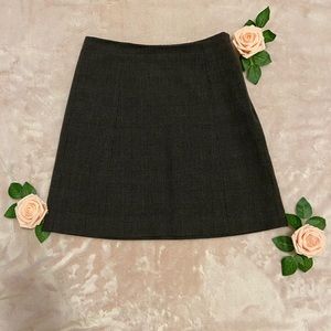 Adorable Babaton skirt!